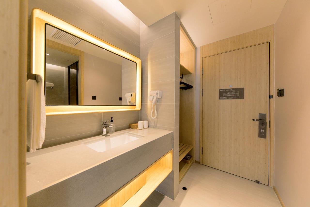 Ji Hotel Qingdao Bagian luar foto